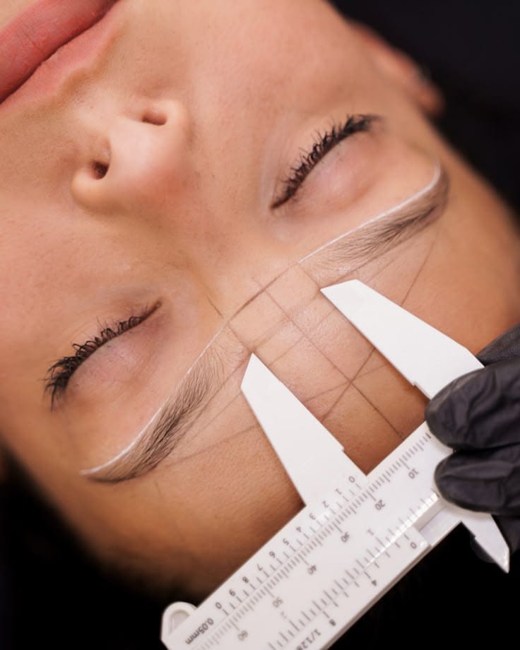 Depilación de cejas
